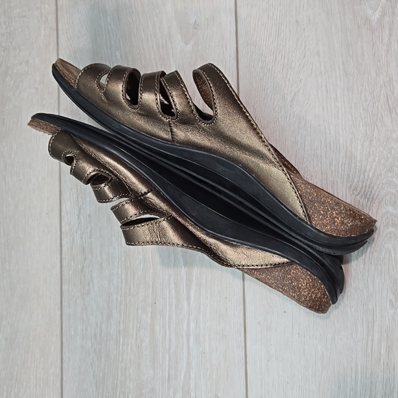 Dansko Women's Janie MetallicBronze Hook&loop S lide Sandals Shoes Sz 41/11-11.5 - Picture 7 of 12